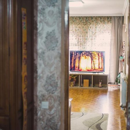 Mariamo'S Apartments Batumi Rom bilde